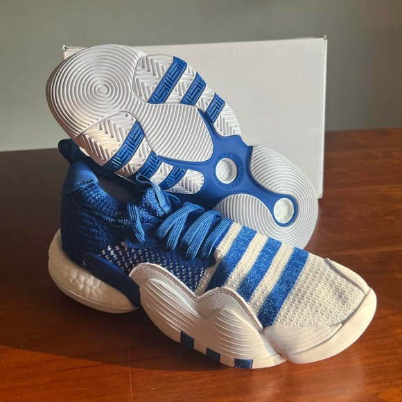 Adidas Trae Young 2 White/Blue Men’s Basketball Shoe (H03839) - Picture 1 of 7